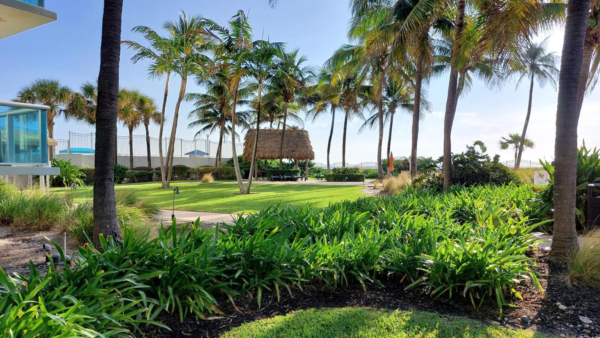 The Tides Apartments On The Beach Hollywood Exterior photo