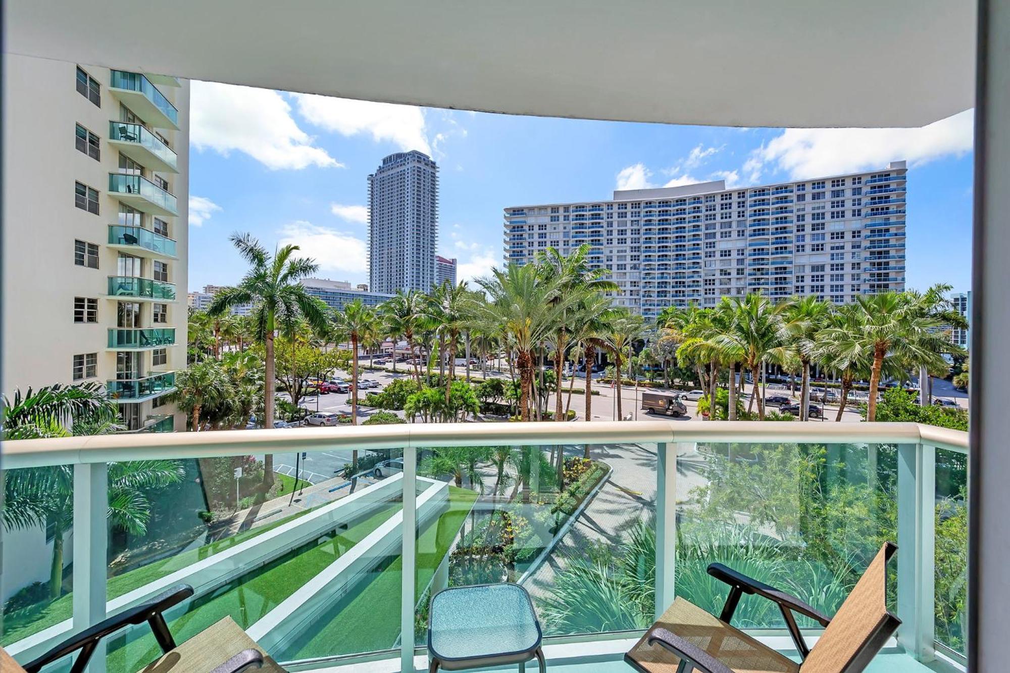 The Tides Apartments On The Beach Hollywood Exterior photo