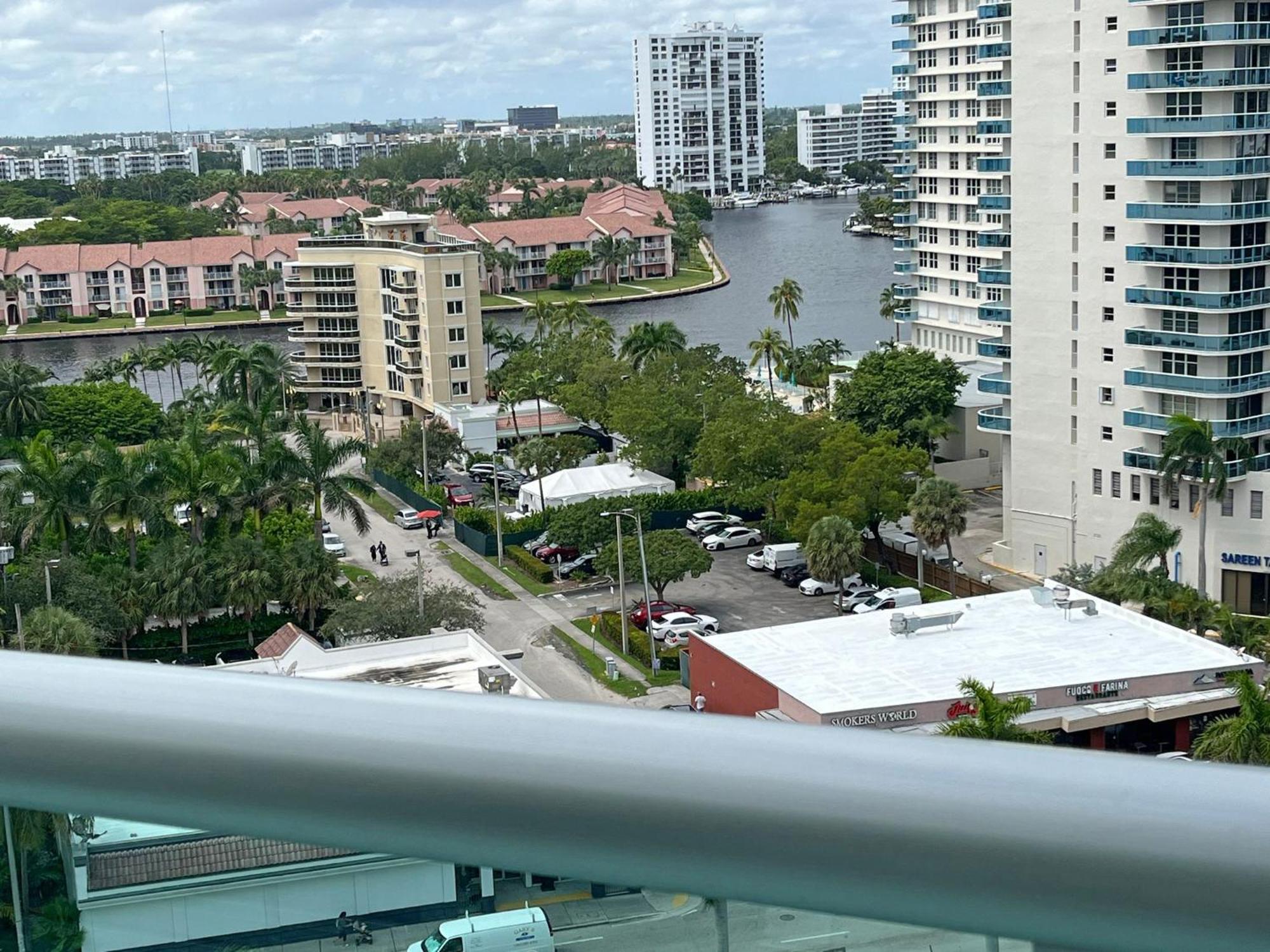 The Tides Apartments On The Beach Hollywood Exterior photo